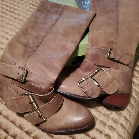 Gianni Bini Boots - Picture 1 of 3